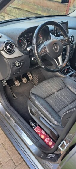 
										Mercedes-Benz B180 2013  1,8L Vienatūris pilnas									