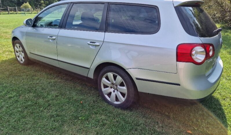 
								Volkswagen Passat 2007  2,0L Universalas pilnas									