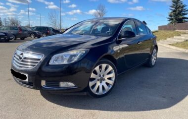 Opel Insignia 2009  2,0L Hečbekas