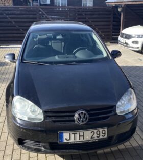 Volkswagen Golf 2006  1,6L Hečbekas