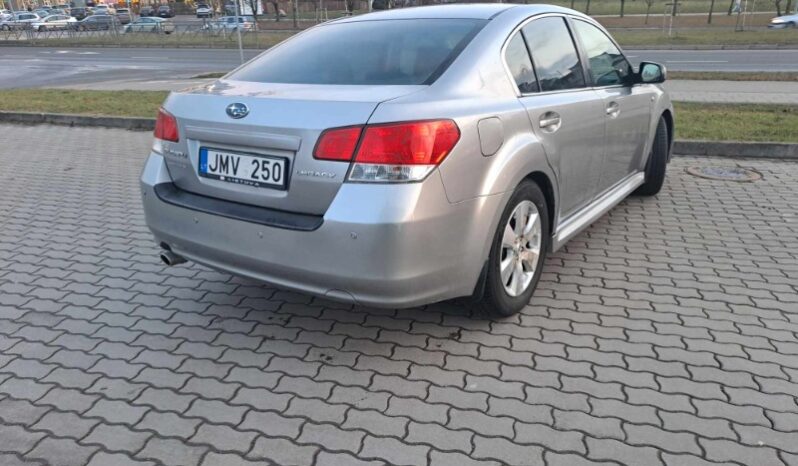 
								Subaru Legacy 2010  2,5L Sedanas pilnas									