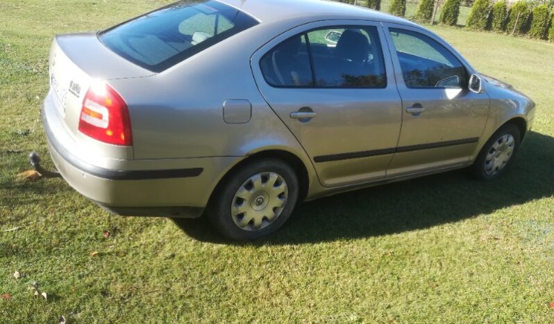 
								Skoda Octavia 2005  1,6L Sedanas pilnas									