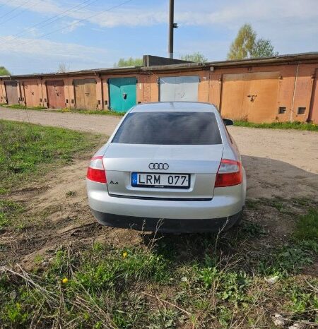 
								Audi A4 2002  1,9L Sedanas pilnas									