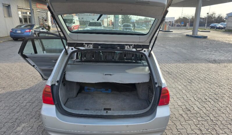 
								BMW 320 2008  2,0L Universalas pilnas									