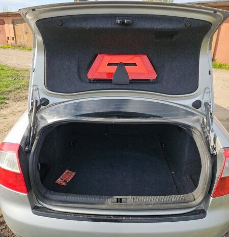 
								Audi A4 2002  1,9L Sedanas pilnas									