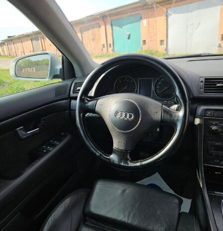 
								Audi A4 2002  1,9L Sedanas pilnas									