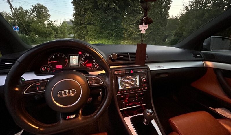 
								Audi A4 2005  3,0L Universalas pilnas									