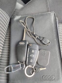 
										Audi A4 2006  1,8L Universalas full									