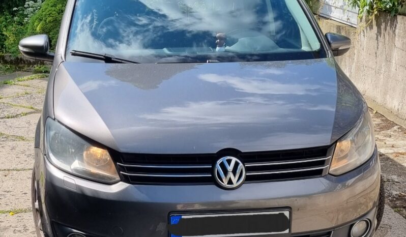 
								Volkswagen Touran 2012  2,0L multipurpose-passenger vehicle (mpv) full									