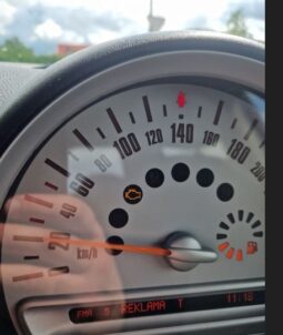 
										Mini Cooper 2009  1,6L Kupė pilnas									