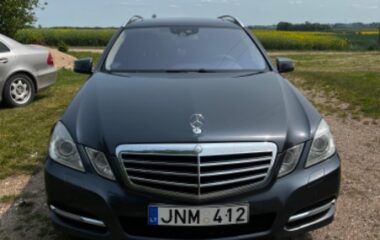 Mercedes-Benz E350 2010  3,0L Kita
