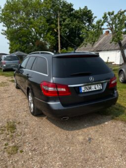 
										Mercedes-Benz E350 2010  3,0L Kita full									
