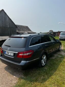 
										Mercedes-Benz E350 2010  3,0L Kita full									