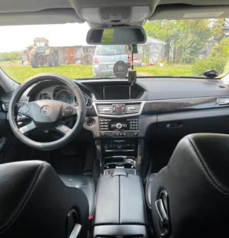 
								Mercedes-Benz E350 2010  3,0L Kita full									