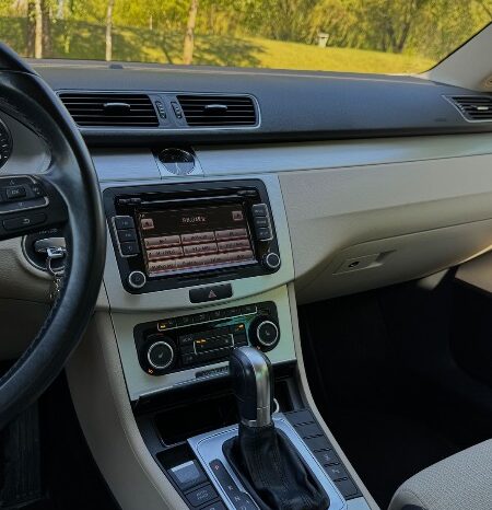 
								Volkswagen CC 2011  1,8L Kupė full									