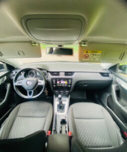 
										Skoda Octavia 2015  1,6L Universalas full									