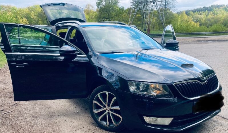 
								Skoda Octavia 2015  1,6L Universalas full									