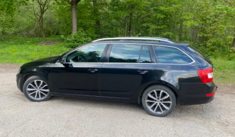 
								Skoda Octavia 2015  1,6L Universalas full									
