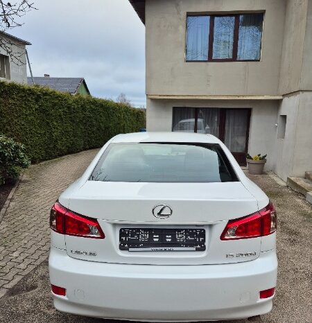 
								Lexus IS 200 2011  2,2L Sedanas full									
